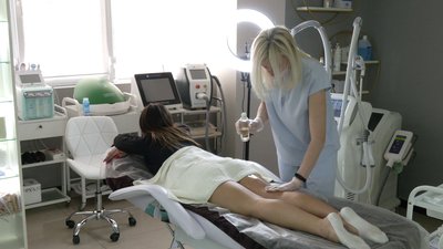 Переселенка з Харкова відкрила у Рівному косметологічний центр. Історія Ірини Чепурної Переселенка з Харкова відкрила у Рівному косметологічний центр. Історія Ірини Чепурної