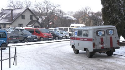 "Пожинаємо плоди свят". Директор Коломийська ЦРЛ про ситуацію з COVID-19 "Пожинаємо плоди свят". Директор Коломийська ЦРЛ про ситуацію з COVID-19