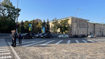 День захисників та захисниць у Харкові відзначили хвилиною мовчання День захисників та захисниць у Харкові відзначили хвилиною мовчання