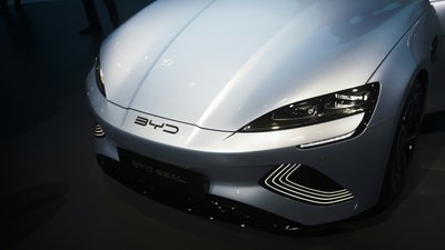 Попит на авто з Китаю у Чернівецькій області