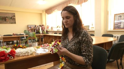Створює українські етновінки. Прикарпатка Ольга Калин Створює українські етновінки. Прикарпатка Ольга Калин