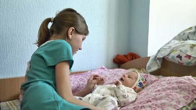 Народжувала у монастирі під обстрілами російських військ – історія сім'ї Наталії Охматенко, яка переїхала до Коростеня Народжувала у монастирі під обстрілами російських військ – історія сім'ї Наталії Охматенко, яка переїхала до Коростеня