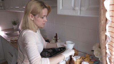 Із душею: паски та великодні зайчики випікає черкащанка