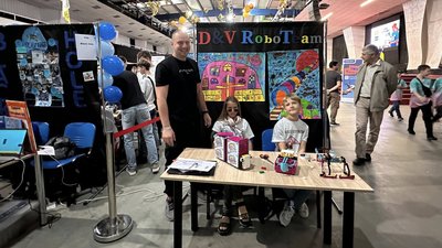 Волинські школярі стали переможцями фестивалю з робототехніки Волинські школярі стали переможцями фестивалю з робототехніки