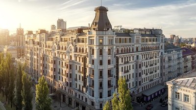 Номери для ізоляції і зачинені бари. Як працюють найбільші готельні мережі Києва під час карантину Номери для ізоляції і зачинені бари. Як працюють найбільші готельні мережі Києва під час карантину