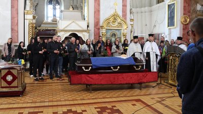 У Луцьку попрощалися з загиблим на Донеччині 55-річним бійцем Анатолієм Гончаревичем
