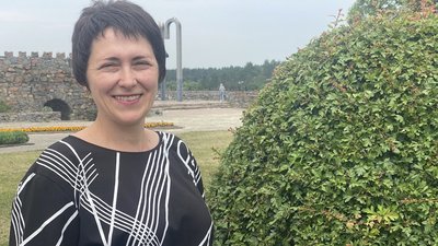 "Перший букет з паперових метеликів створила для мами" – переселенка Олеся Перекупка "Перший букет з паперових метеликів створила для мами" – переселенка Олеся Перекупка