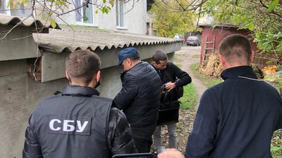 На хабарі затримали голову ОТГ на Вінниччині На хабарі затримали голову ОТГ на Вінниччині