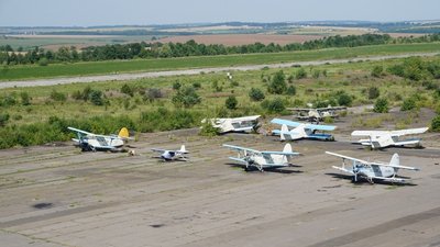 Хмельницький аеропорт планують відбудовувати за державні кошти. Яким його бачать