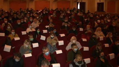 У Луцьку громадські слухання з обговорення генплану міста. Востаннє його ухвалили 11 років тому У Луцьку громадські слухання з обговорення генплану міста. Востаннє його ухвалили 11 років тому