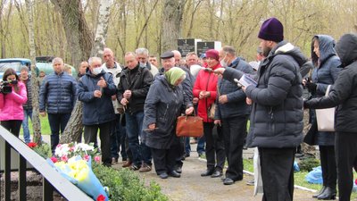 На Житомирщині відкрили меморіал ліквідаторам – жителям Коростенського району На Житомирщині відкрили меморіал ліквідаторам – жителям Коростенського району