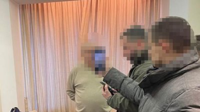 Дніпрянина підозрюють у виправдовуванні збройної агресії РФ та розпалюванні національно-релігійної ворожнечі
