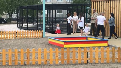 В Овручі на Житомирщині відкрили модульний дитсадок, побудований за гроші уряду Естонії В Овручі на Житомирщині відкрили модульний дитсадок, побудований за гроші уряду Естонії