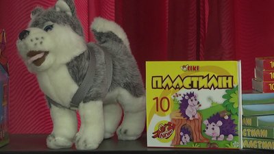 "Подаруй дитині свято": 11 херсонських бібліотек долучились до благодійної акції
