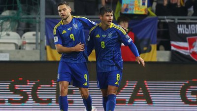 Руслан Маліновський - автор другого голу збірної України в матчі проти Азербайджану