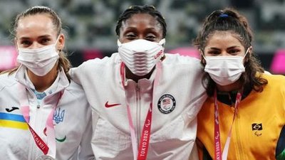 Уродженка Житомирщини, срібна призерка паралімпіади Юлія Шуляр отримала державну нагороду
