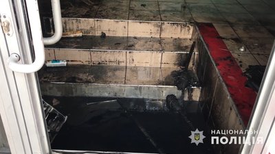 Магазин, де чоловік підпалив жінку Магазин, де чоловік підпалив жінку