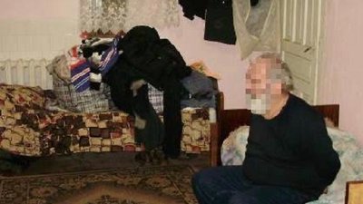 На Закарпатті правоохоронці затримали чоловіка, якого підозрюють у вбивстві 36-річної жінки На Закарпатті правоохоронці затримали чоловіка, якого підозрюють у вбивстві 36-річної жінки
