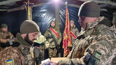 "Без нас країна не впорається". Історія тероборонівця, який захищає Україну разом із батьком та другом "Без нас країна не впорається". Історія тероборонівця, який захищає Україну разом із батьком та другом