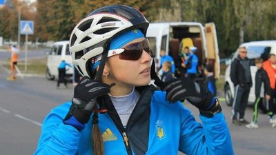 На Сумщині влаштували флешмоб на підтримку лижниць з Конотопа, які беруть участь в Олімпіаді-2022 На Сумщині влаштували флешмоб на підтримку лижниць з Конотопа, які беруть участь в Олімпіаді-2022