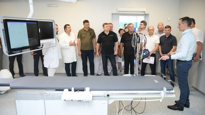 У лікарні в Дубні на Рівненщині для пацієнтів з хворобами серця міністр охорони здоров'я відкрив нове відділення У лікарні в Дубні на Рівненщині для пацієнтів з хворобами серця міністр охорони здоров'я відкрив нове відділення