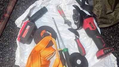 На Вінниччині пʼятеро чоловіків поцупили з фермерського підприємства гроші пайовиків На Вінниччині пʼятеро чоловіків поцупили з фермерського підприємства гроші пайовиків