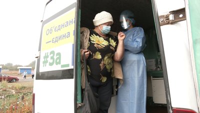 Безкоштовні ІФА-тести напередодні виборів: як кандидат на Харківщині порушує законодавство Безкоштовні ІФА-тести напередодні виборів: як кандидат на Харківщині порушує законодавство