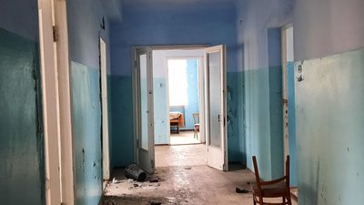 Один поверх планують облаштувати під гуртожиток. У Первомайському на Миколаївщині відновлюють амбулаторію Один поверх планують облаштувати під гуртожиток. У Первомайському на Миколаївщині відновлюють амбулаторію