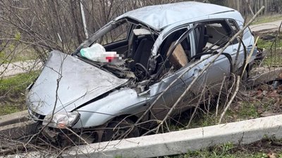 Авто, яке атакував російський дрон поблизу Черкаських Тишок