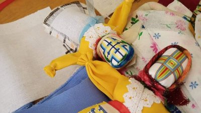 Мотанки для перемоги — у Хмельницькому відбувся майстер-клас Мотанки для перемоги — у Хмельницькому відбувся майстер-клас