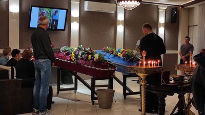Спогади рідних про родину, яка загинула через обстріл РФ в Оріхові на Запоріжжі