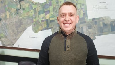 Сільський голова Бузької територіальної громади Юрій Заволока, 7 лютого 2024 року. Сільський голова Бузької територіальної громади Юрій Заволока, 7 лютого 2024 року.