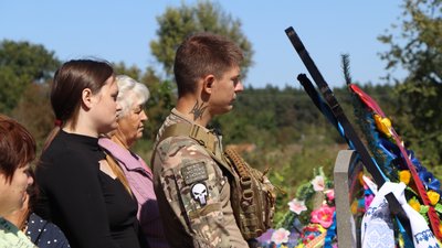 На Охтирщині поховали солдата Івана Ігнатова На Охтирщині поховали солдата Івана Ігнатова