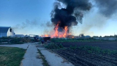 У Борисполі сталася пожежа на підприємстві У Борисполі сталася пожежа на підприємстві