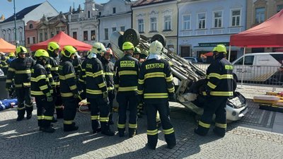 Порятунок під час ДТП: рівненські рятувальники поїхали на міжнародні навчання до Чехії Порятунок під час ДТП: рівненські рятувальники поїхали на міжнародні навчання до Чехії