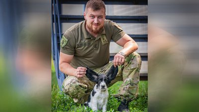 У Кропивницькому цуценя спанієля вчать шукати зброю і вибухівку У Кропивницькому цуценя спанієля вчать шукати зброю і вибухівку