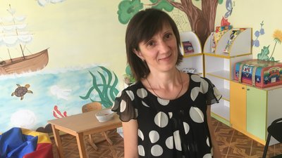 У Житомирі батьки дітей з порушеннями слуху просять профінансувати спецшколу, де вчаться їхні діти У Житомирі батьки дітей з порушеннями слуху просять профінансувати спецшколу, де вчаться їхні діти