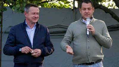 Максим Єфімов та Олександр Гончаренко під час виборчої кампанії 2020 у Краматорську Максим Єфімов та Олександр Гончаренко під час виборчої кампанії 2020 у Краматорську