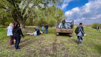 У Луцькій громаді розпочалася загальна міська толока жєжє У Луцькій громаді розпочалася загальна міська толока жєжє