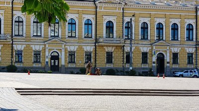 Підозріла валіза на площі Героїв Майдану. 4 серпня 2026 року