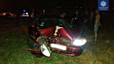 У Сумах водійка напідпитку в’їхала в будівлю – поліція У Сумах водійка напідпитку в’їхала в будівлю – поліція