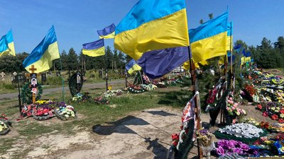 Облаштування меморіального кладовища у Полтавській громаді: скільки спрямують грошей Облаштування меморіального кладовища у Полтавській громаді: скільки спрямують грошей