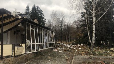 Пішли вчотирьох на фронт. Історія сім'ї Бурмеїв, яка захищає Україну від військ РФ