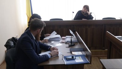 Справа псевдоволонтера з Калуша Віталія Хемича: допит обвинуваченого перенесли Справа псевдоволонтера з Калуша Віталія Хемича: допит обвинуваченого перенесли