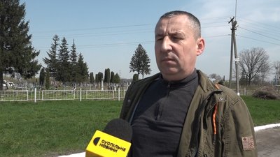 На Житомирщині у лісі утворилося сміттєзвалище протяжністю майже 800 метрів На Житомирщині у лісі утворилося сміттєзвалище протяжністю майже 800 метрів