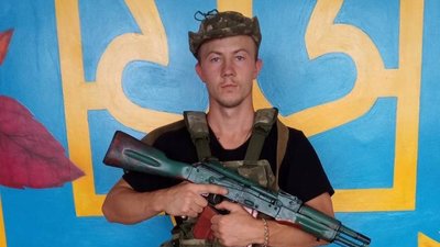 Звання Герой України Миколі Харченку просить присвоїти його сестра Звання Герой України Миколі Харченку просить присвоїти його сестра