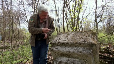 "Хрести пілігримів" на кам’яному постаменті знайшли на Хмельниччині: що це