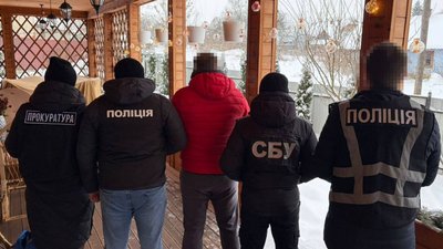 Затримання одного з підозрюваних