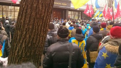 "Відчували, що треба стояти до кінця", – спогади лучанина про Євромайдан та Інститутську "Відчували, що треба стояти до кінця", – спогади лучанина про Євромайдан та Інститутську