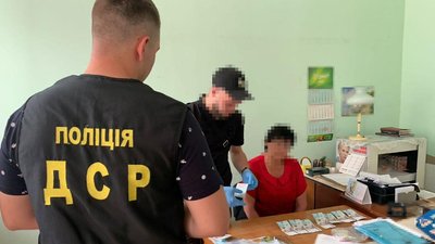 45 тисяч гривень хабаря: на Вінниччині затримали посадовця